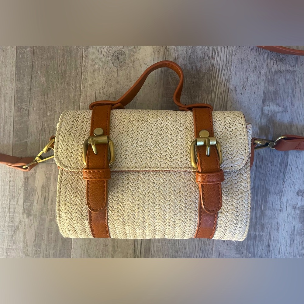 Anthropology Cross Body Purse - Picture 4 of 7